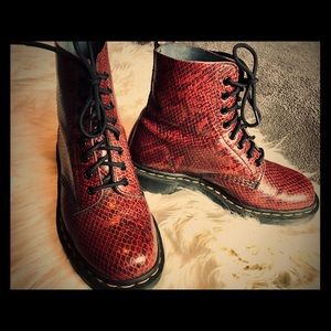 Dr. Martens Women’s Pascal Viper Combat Boot